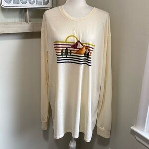 Lularoe Graphic Hudson Mountain Long Sleeve NWT